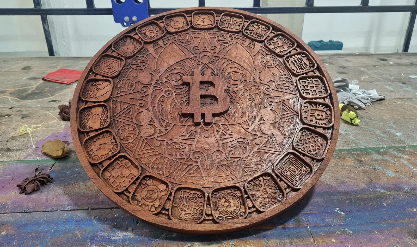 Pieza terminada con tinte y barniz mate
